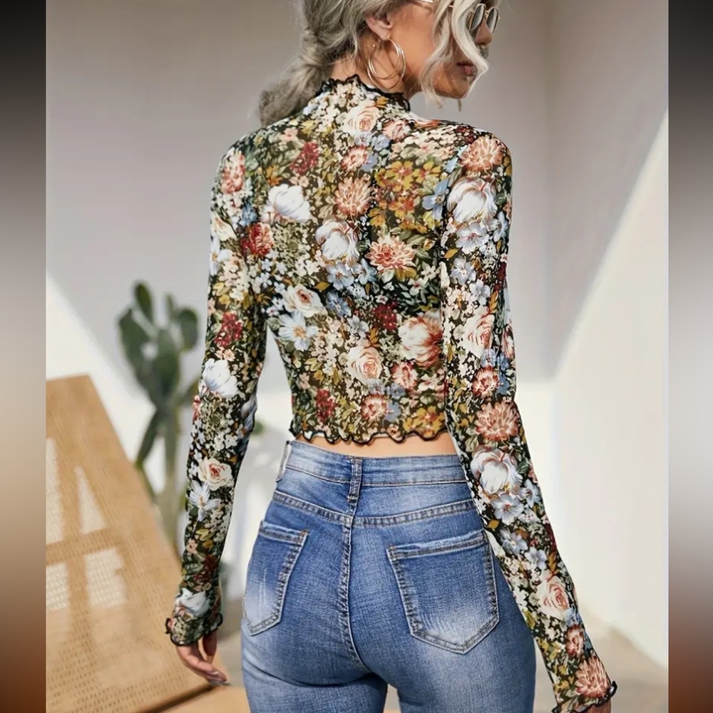 NWOT Boutique Floral Long Sleeve Mesh Crop Top XXL - Picture 6 of 10